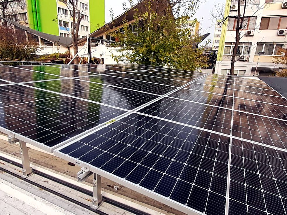Sistem fotovoltaic montat de echipa PHOTONSYS / G&M Servcom, lucrarea 3